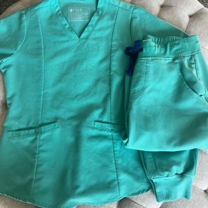 Figs Scrub- Surgical green Zamora joggers